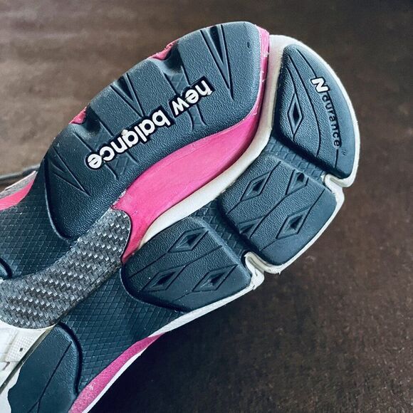 Xlnt new balance 990 Susan komen breast cancer awareness running shoes 6.5 US D - Picture 8 of 8